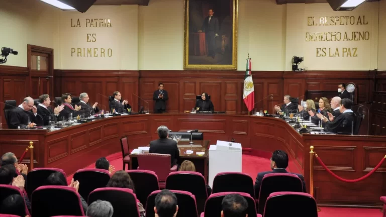 Colectivo de juristas a favor de una reforma judicial con equilibrio de poderes